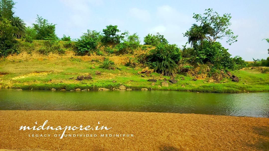 নদী,গাছ গাছালি আর মন্দিরের কোলাজ  চিলকিগড়। রম্যভ্রমণ | Rivers, trees and temple collage Chilkigarh. Delightful travel